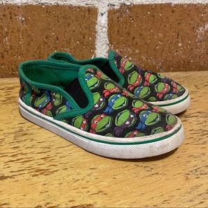 Toddler 9/10 ninja turtles slide on shoes